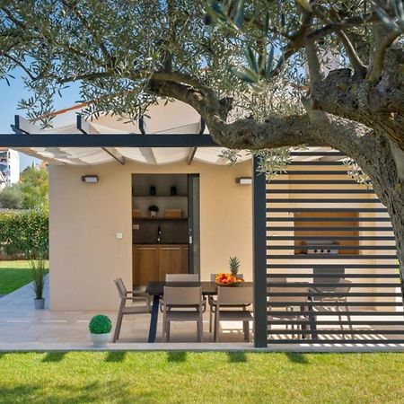 Villa Amoroso Nova Vas  ภายนอก รูปภาพ